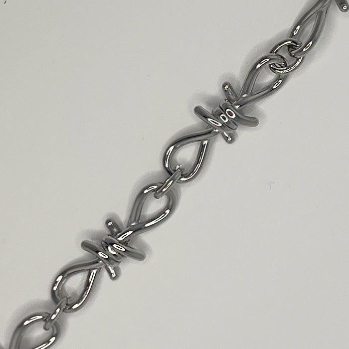 Barbed wire keyring